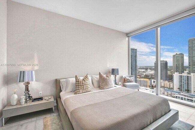 Foto del edificio - 700 NE 26th Terrace