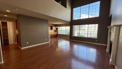 Building Photo - 3725 W 40th Ave