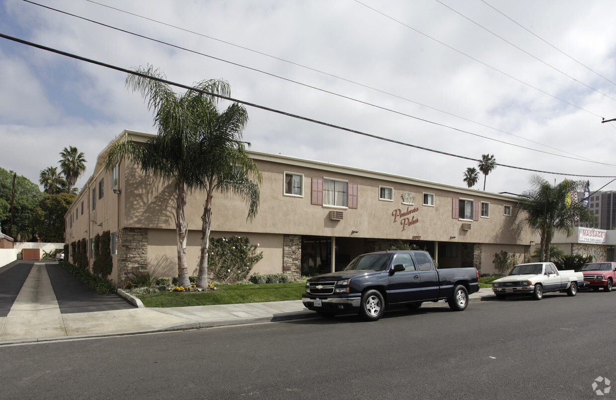 Building Photo - Ponderosa Palms