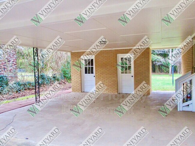 Foto del edificio - 415 Arnold Ave