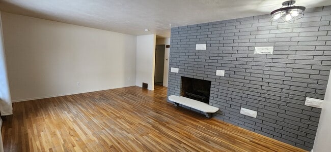 Foto del edificio - 804 W Westview Ave