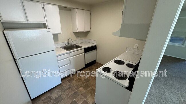 Foto del edificio - 329 SW 10th Street