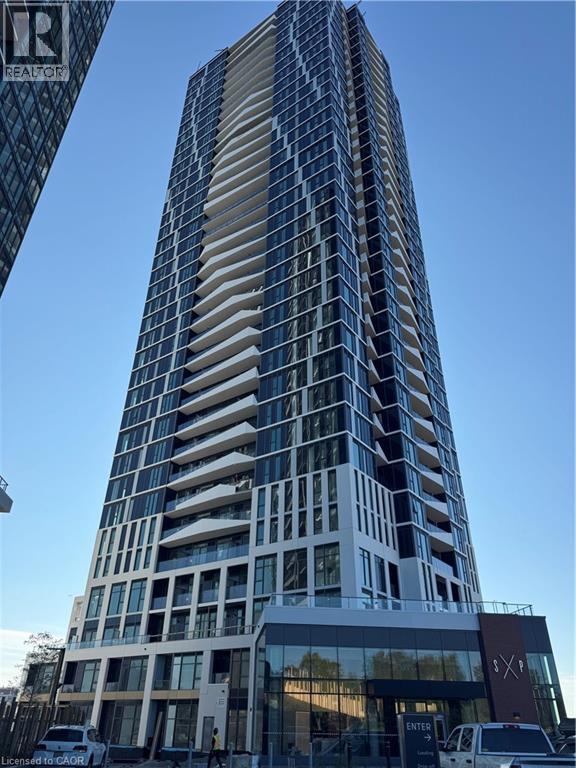 Building Photo - 25 Wellington St S