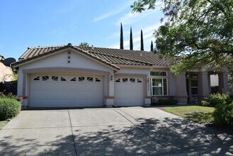 Building Photo - 4620 Ottawa Ct
