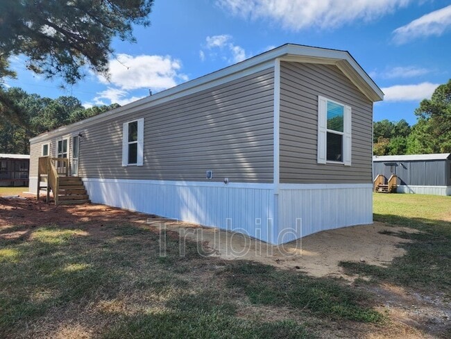 Building Photo - 4296 Line Ct