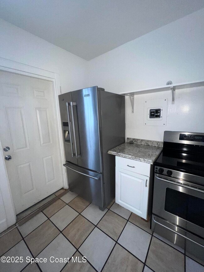 Foto del edificio - 249 N Orlando Ave