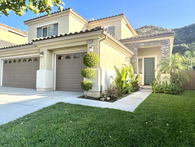 Building Photo - 17870 Wren Dr
