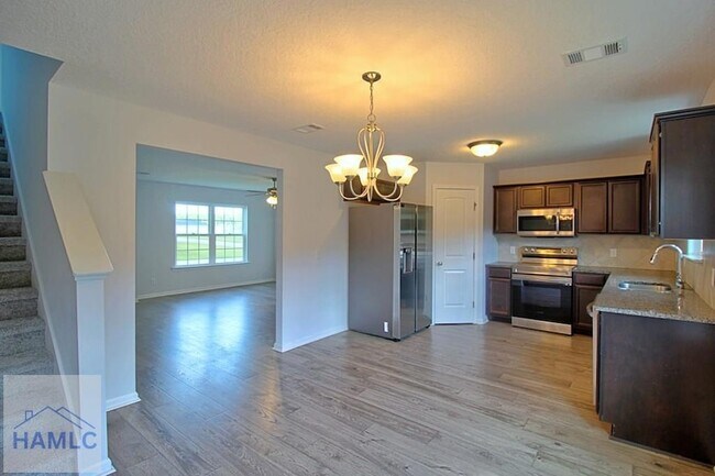 Foto del edificio - 102 Brandonwood Rd NE