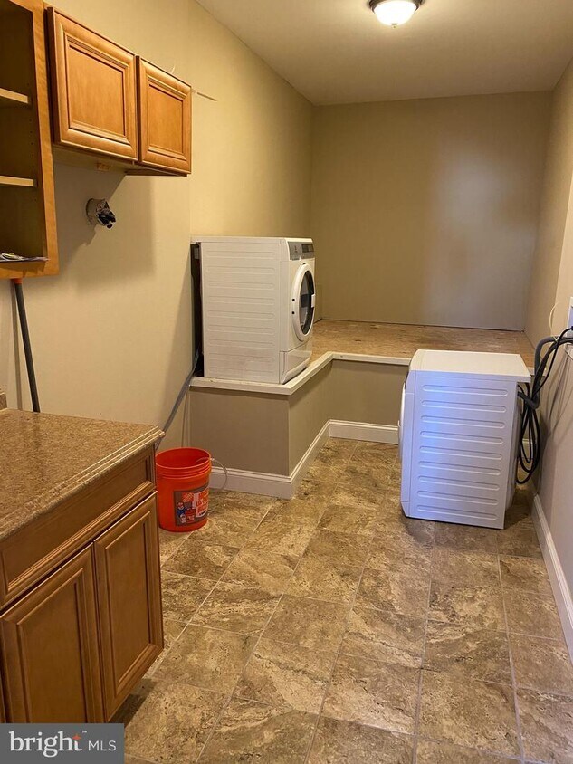 200 Ryers Ave, Cheltenham, PA 19012 House Rental in Cheltenham, PA