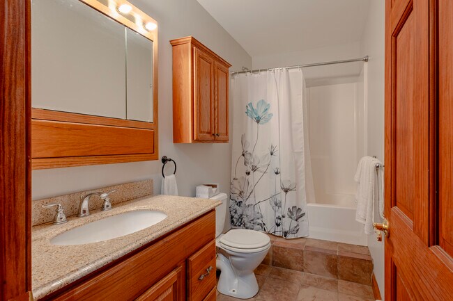 Foto del edificio - 386 Leroux Rd