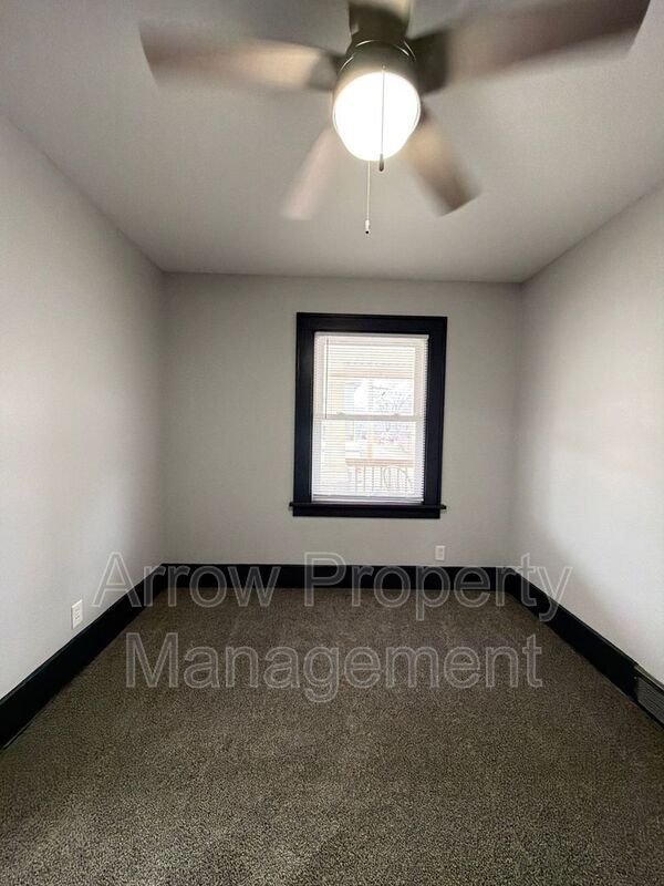 Foto del edificio - 1530 Rose St