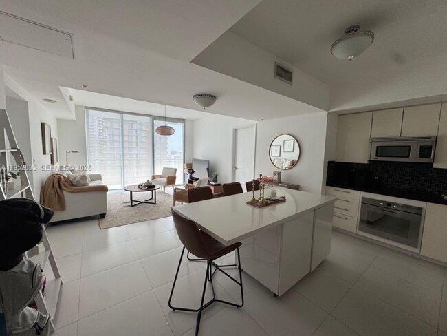 Foto del edificio - 92 SW 3rd St