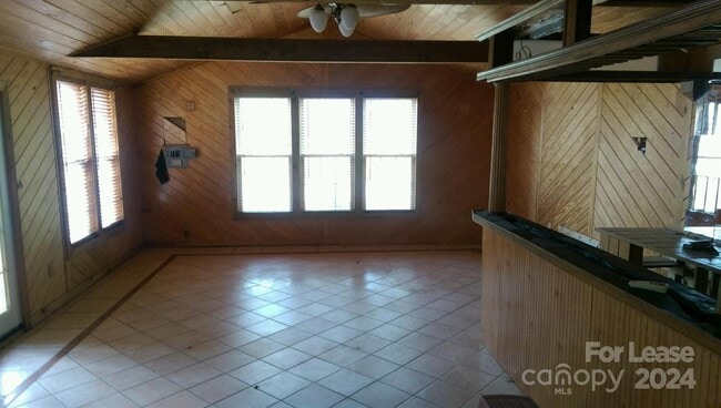 Building Photo - 6102 Greengate Ln
