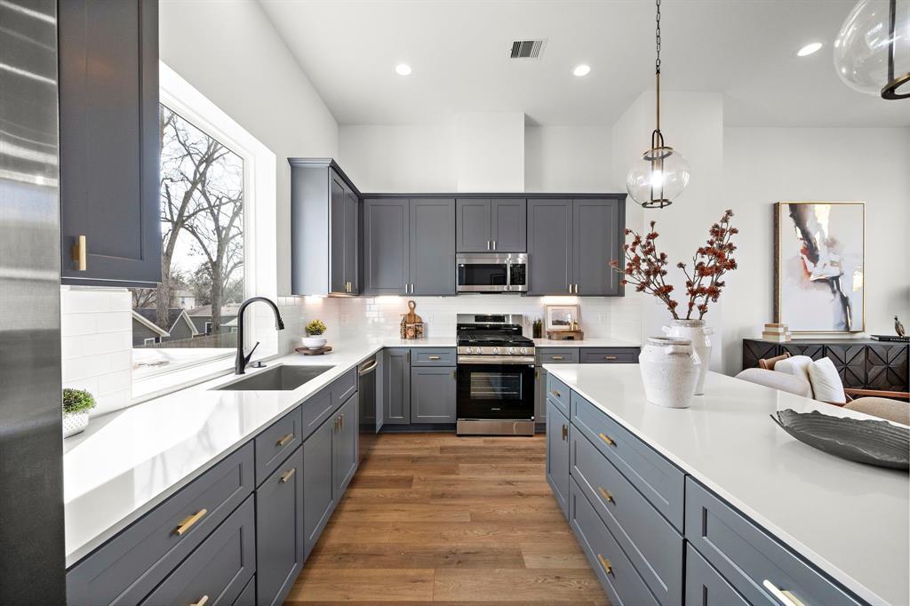 Foto principal - 835 Rachel St