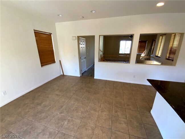 Building Photo - 1182 Enzo Ave
