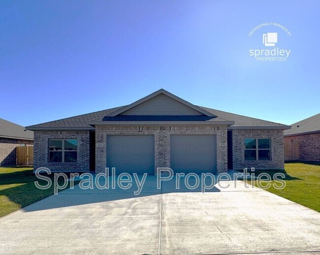 Foto del edificio - 205 Juniper Dr