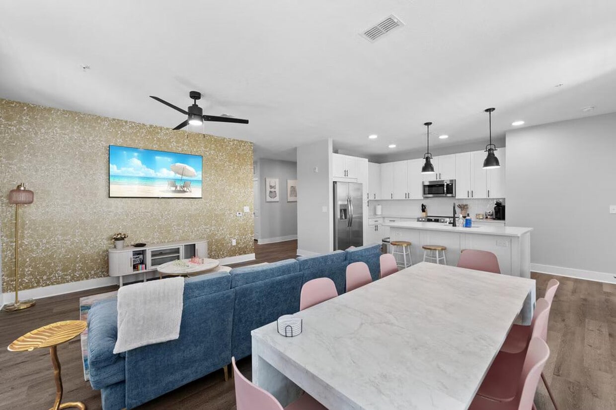 Foto principal - 11830 Buckfield Cir