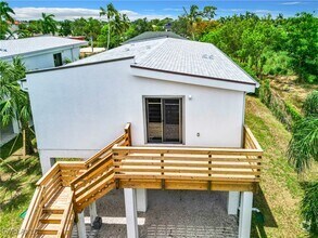 Building Photo - 2511 Storter Ave