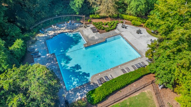 Foto del edificio - 1940 Bentbrooke Trail