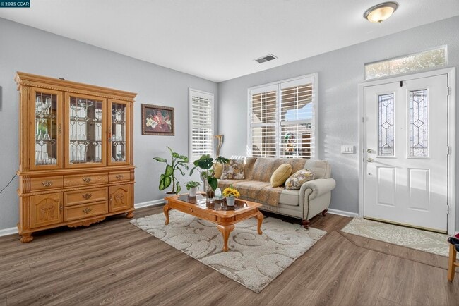 Foto del edificio - 281 Black Amber Way