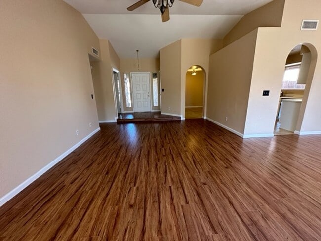 Foto del edificio - Ahwatukee/Foothills