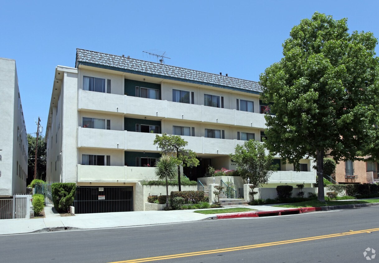 Montana House 209 Montana Ave Santa Monica, CA Apartments for Rent