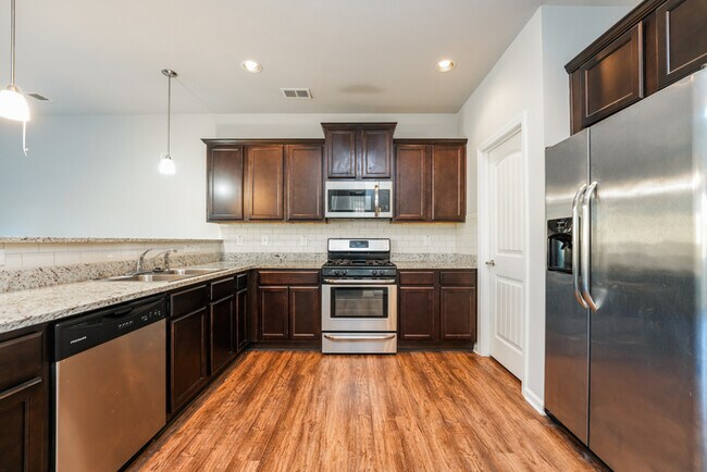 Building Photo - Elegant Two-Story Home with Open Living Space