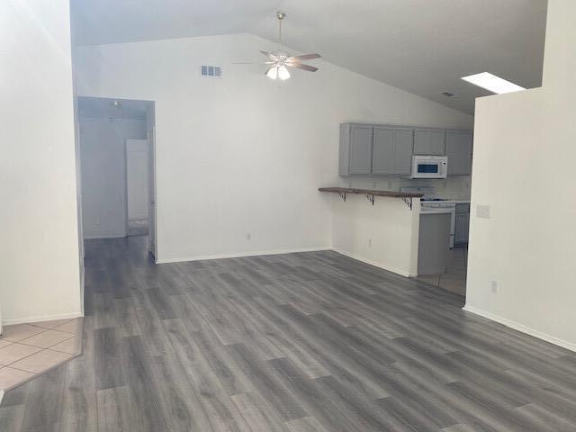 Foto del edificio - 43429 Mahogany St