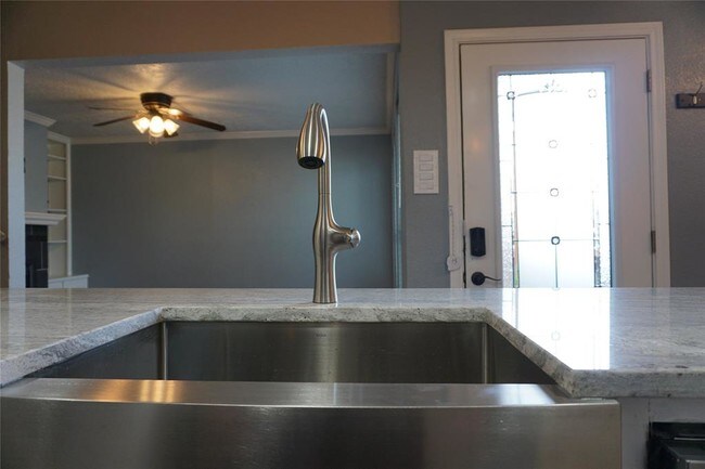 Foto del edificio - 714 E Wall St