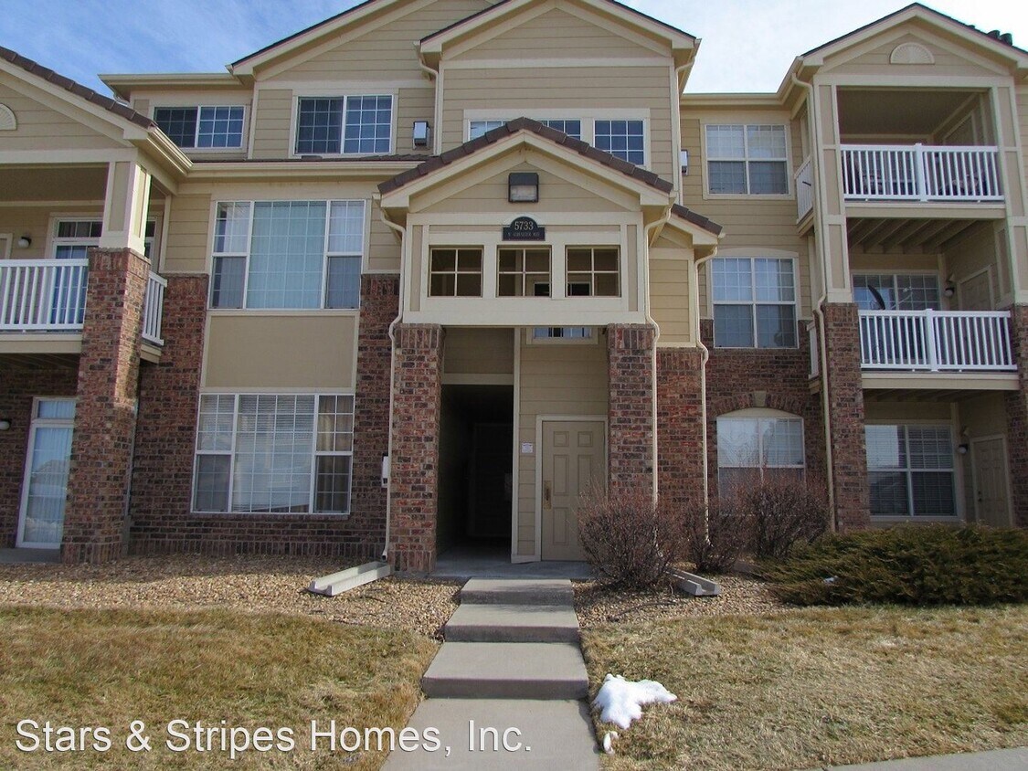 Primary Photo - 2 br, 2 bath House - 5733 N. Gibralter Way...