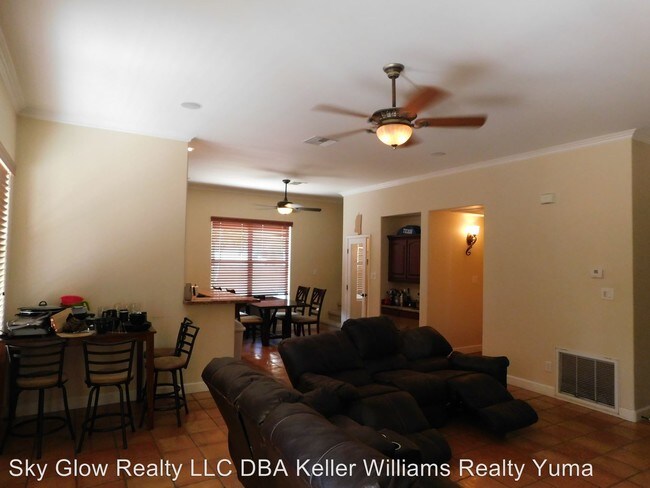 Building Photo - 4 br, 4.5 bath House - 3901 S. Tillman Way