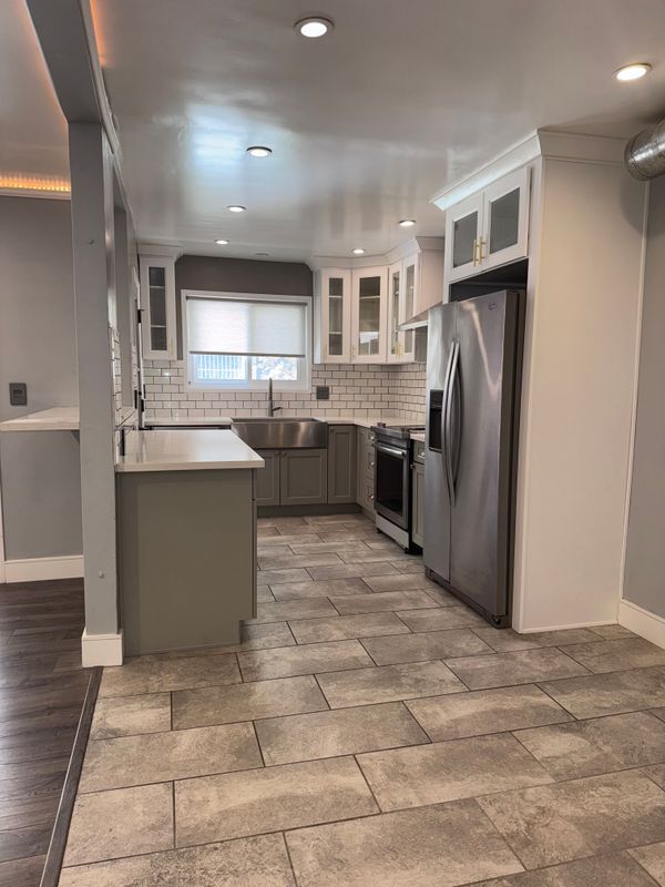 Foto principal - 1734 N Fuller Ave