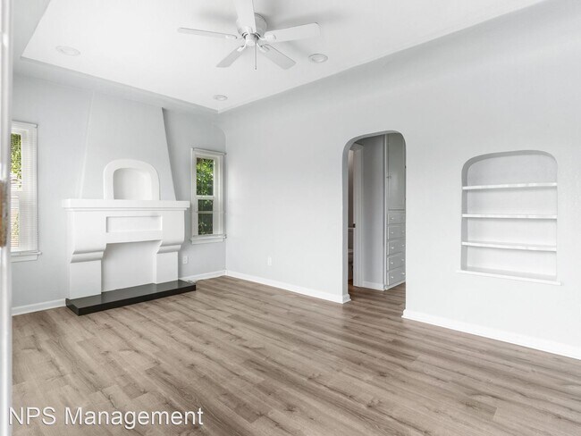 Foto del edificio - 1 br, 1 bath Apartment - 1926 Lime Ave 193...