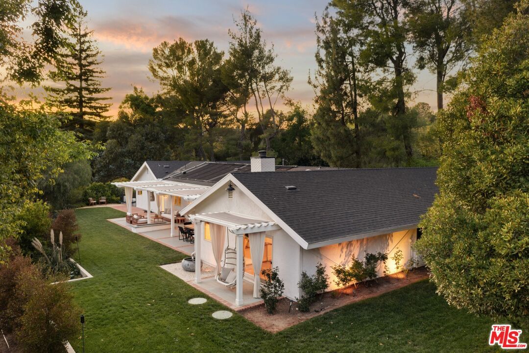 Primary Photo - 3021 Turtle Creek Rd