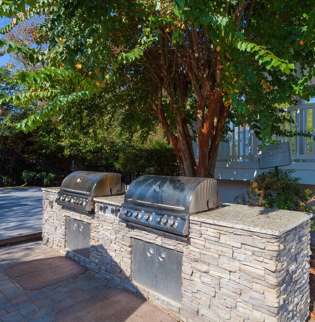 Legacy at Mayland Apartments in Richmond, VA