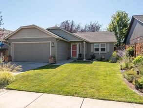 Building Photo - 2807 NE Spring Water Pl