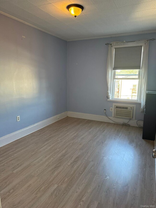 Building Photo - 78-35 83rd St