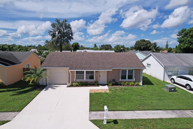 Building Photo - 105 Wingate Dr