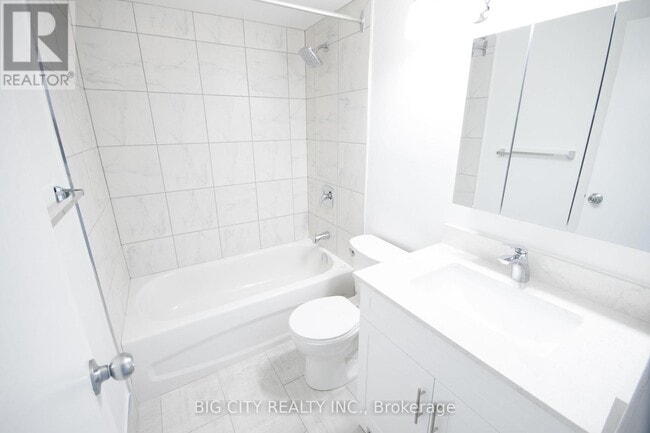 Photo du bâtiment - 50 Cambridge Ave