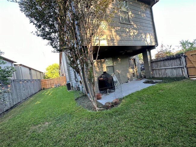 Building Photo - 1132 Patterson St