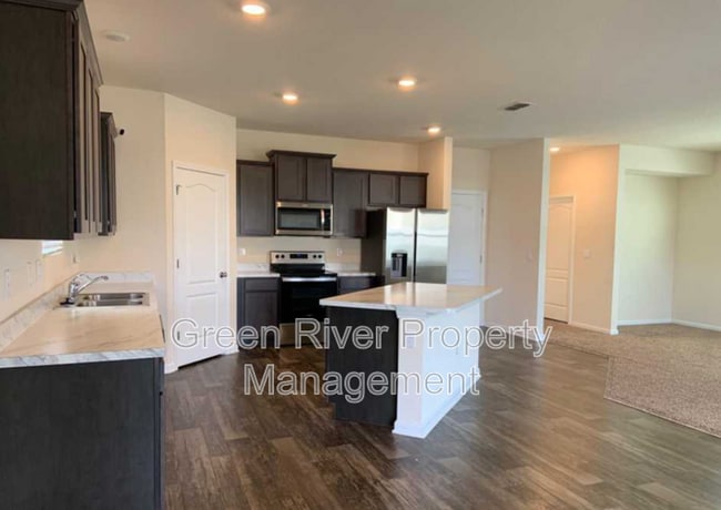 Foto del edificio - 15747 Equine Gait Dr