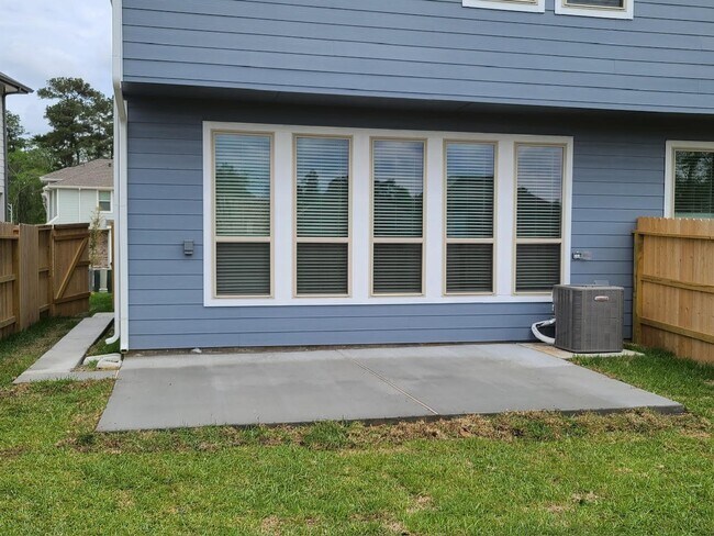 Building Photo - 658 Aspen Falls Ct