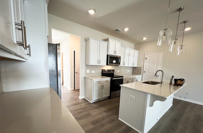 Building Photo - 439 Avocet Dr