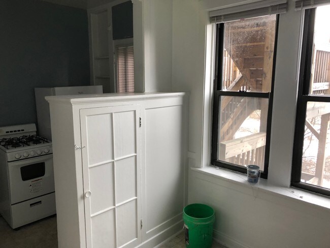 Foto del edificio - 6376 N Hermitage Ave