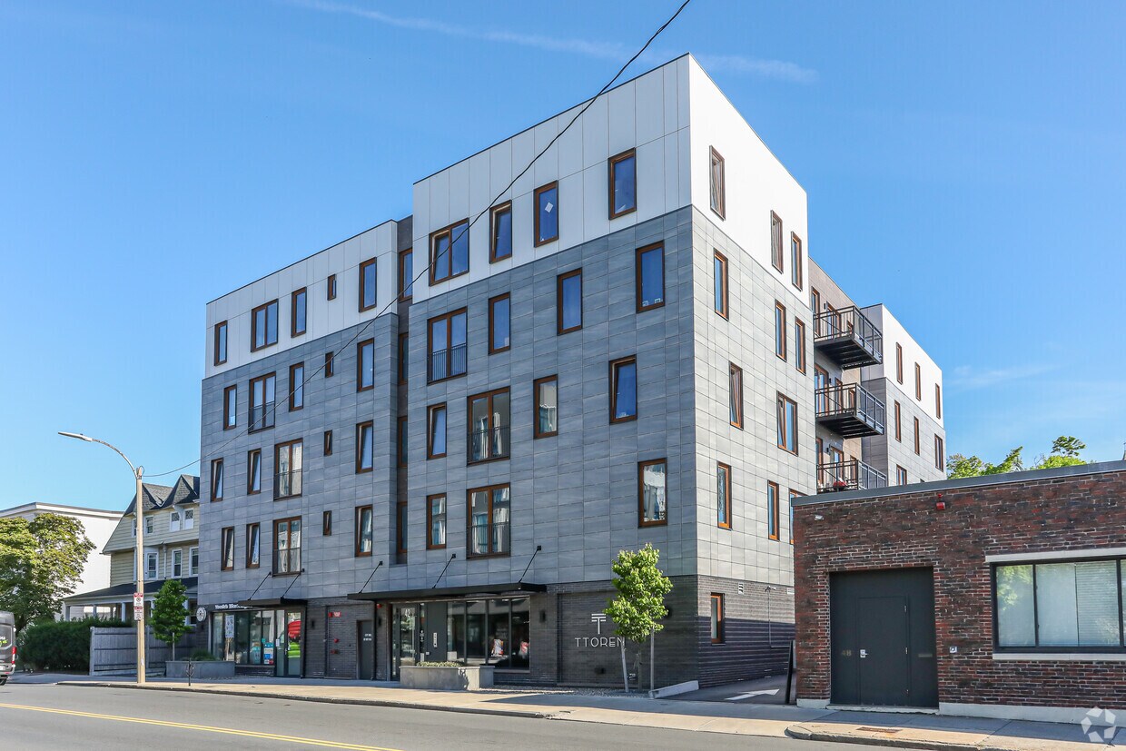 Primary Photo - Ttoren Flats