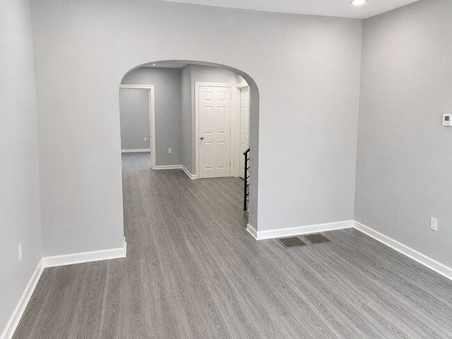 Foto del edificio - 3BR Trinity Home with Central Air in Olde Kensington