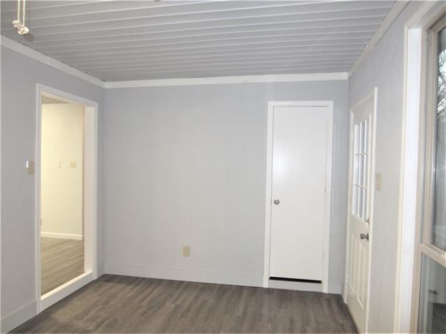 Foto del edificio - 501 Mounts Ave