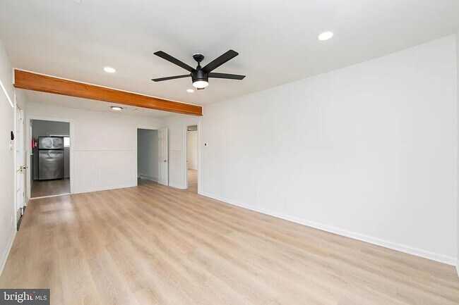 Building Photo - 312 4th Ave