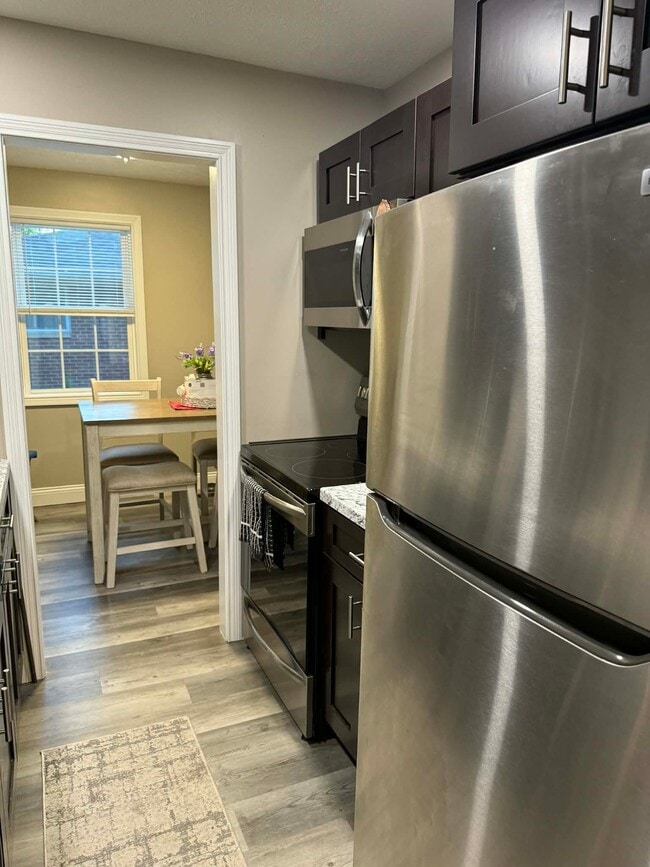 Foto del edificio - 110 W Front St