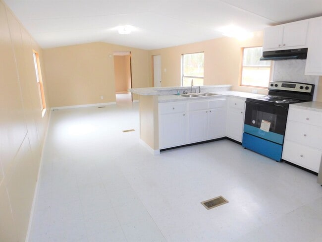 Foto del edificio - 10631 Bostic Rd